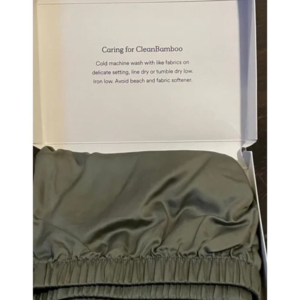 Ettitude Sateen Shortie (Moss) Small - Picture 5 of 6